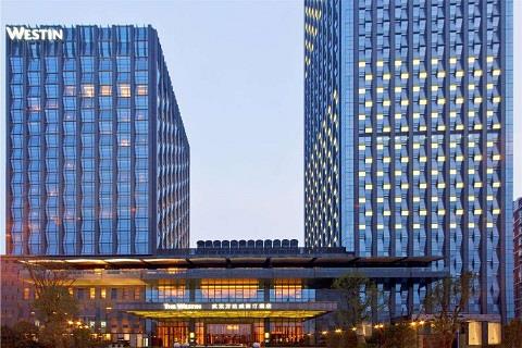 武漢萬達(dá)威斯汀酒店選擇明鴻玻璃
