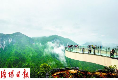 夾膠玻璃